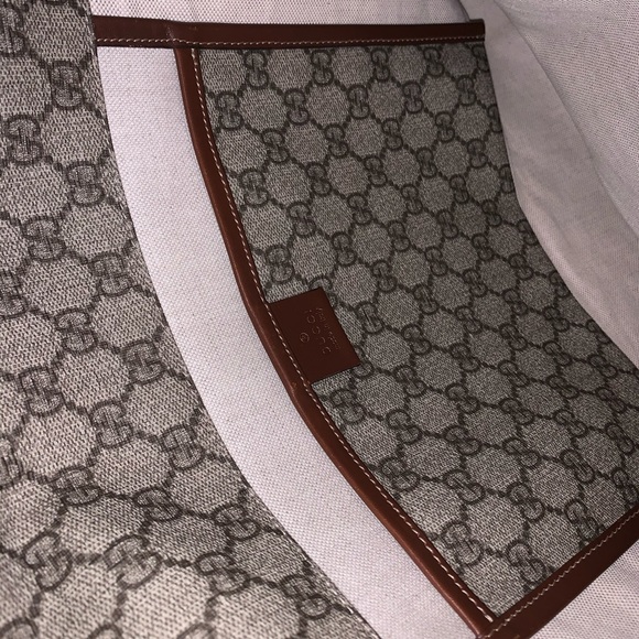 💯Authentic Gucci monogram canvas GGmessenger bag. - Picture 7 of 8